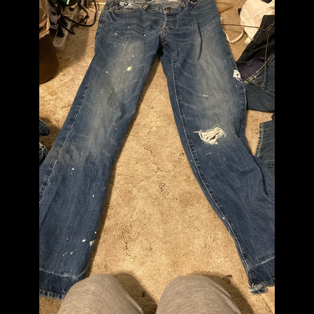 Abercrombie & Fitch Jeans. Paint,distressed accent